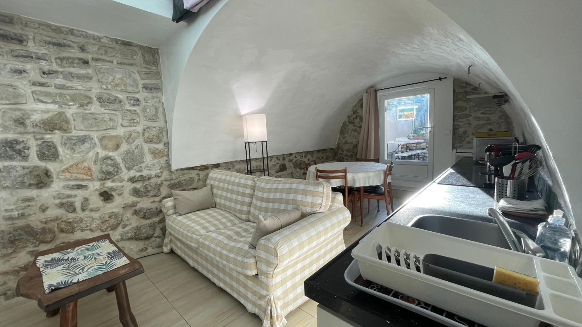 Le Doolie'S Biarritz - Panglao Garden Wifi Tv Bbq Apartment Exterior photo